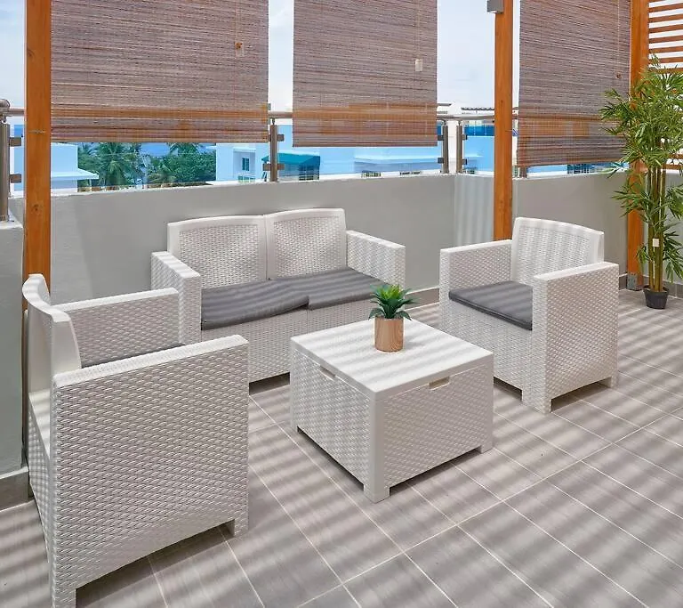 Luxury + Jacuzzi Ocean-View Penthouse Apartment La Viva